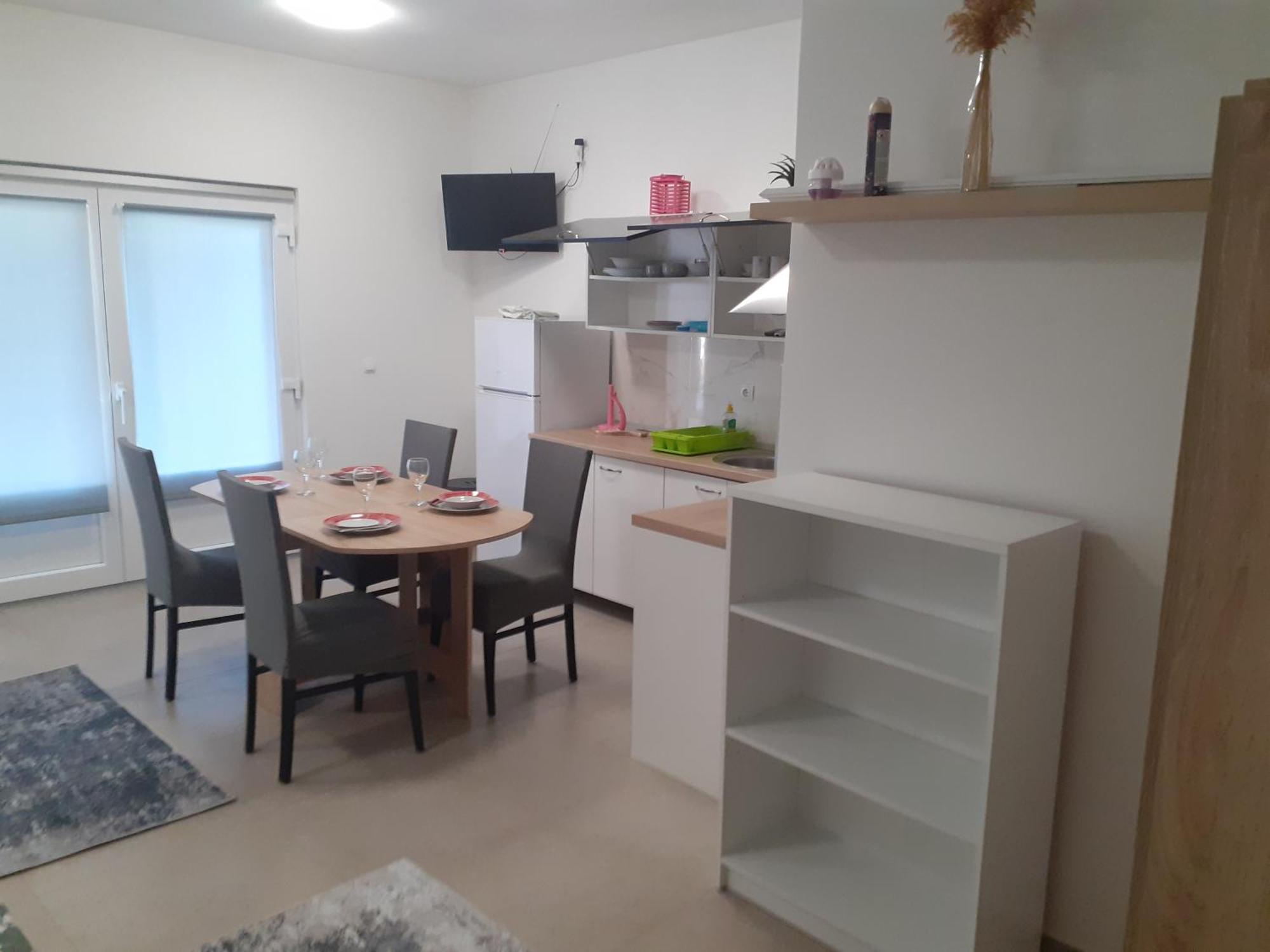 Apartmani Miletic Єлса Екстер'єр фото